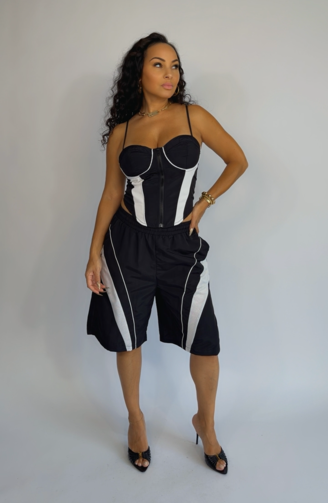 TRACK ME DOWN | MESH BERMUDA PANTS