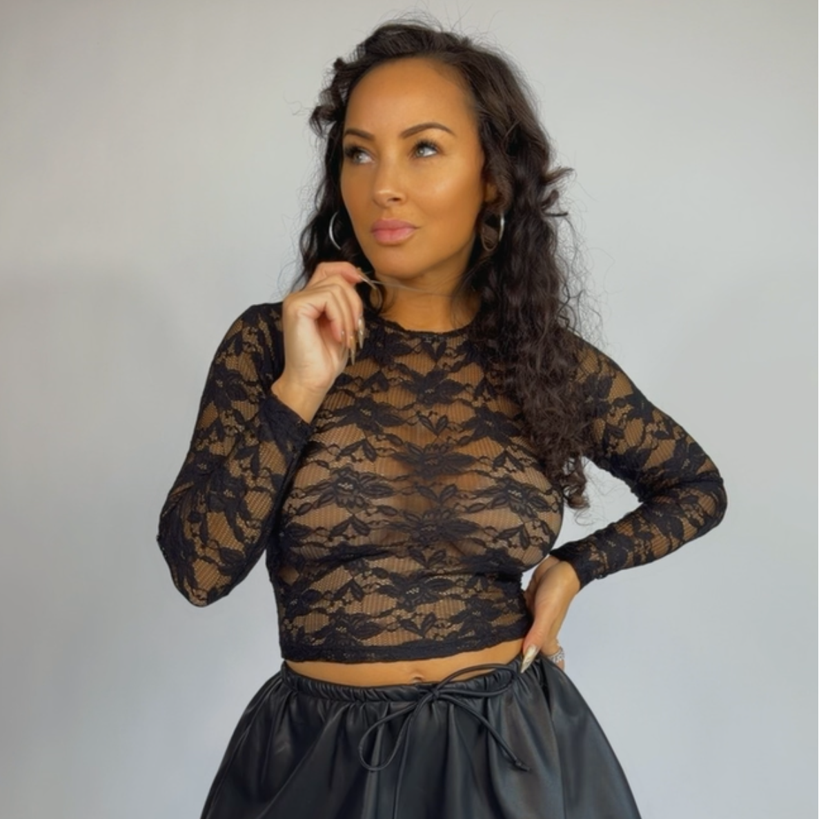 RECKLESSLY TOXIC | LACE TOP