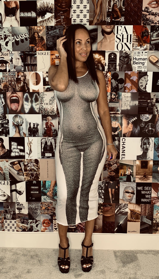 SHE gotta BODY on HER Dress